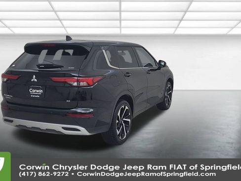 Used 2024 Mitsubishi Outlander SE image 14