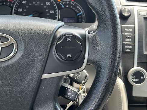 Used 2013 Toyota Camry LE FWD image 24