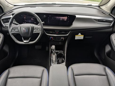 Used 2025 Buick Encore GX Sport Touring w/ Comfort Package FWD image 17