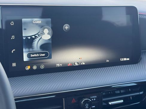 New 2026 Nissan Kicks SR w/ Cold Weather Package FWD image 26