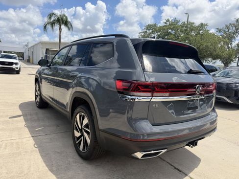 New 2026 Volkswagen Atlas SE FWD image 5