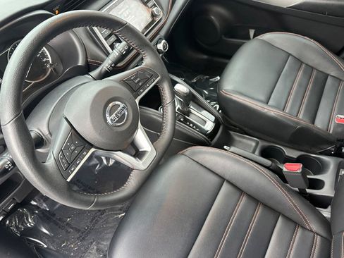 Used 2020 Nissan Kicks SR w/ SR Premium Package image 5