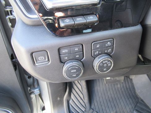 Certified 2024 Chevrolet Silverado 1500 High Country w/ Technology Package image 10