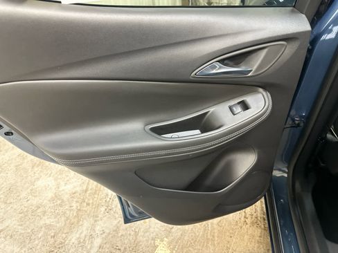 Certified 2024 Buick Encore GX Avenir image 28