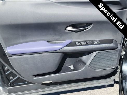 Used 2021 Lexus UX 250h w/ Premium Package AWD/4WD image 27
