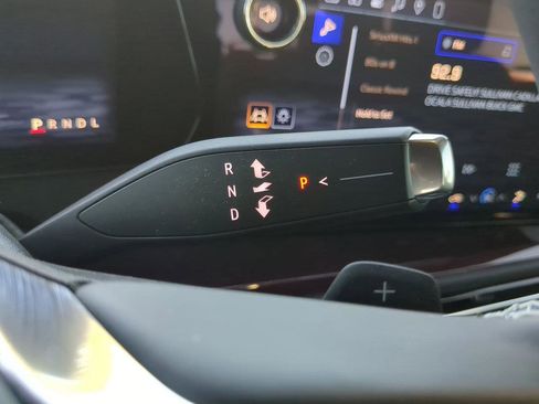 Used 2026 Chevrolet Traverse Z71 w/ Driver Confidence Package image 15