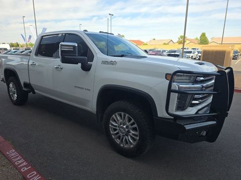 Used 2020 Chevrolet Silverado 2500 High Country w/ Z71 Off-Road Package image 4