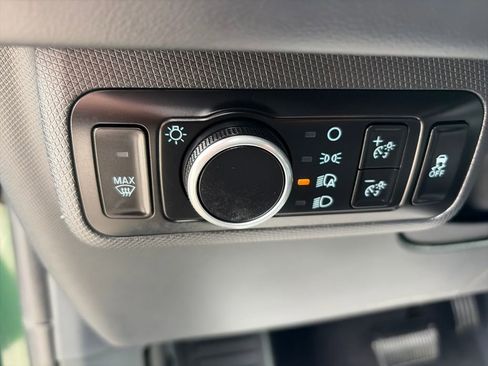 Used 2025 Ford Mustang Mach-E Premium image 20