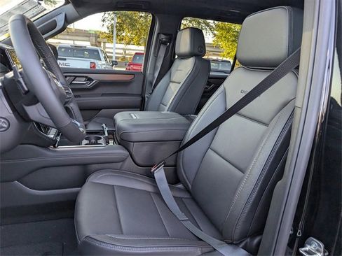 New 2026 GMC Yukon Denali w/ Sun & Power Step Package image 18