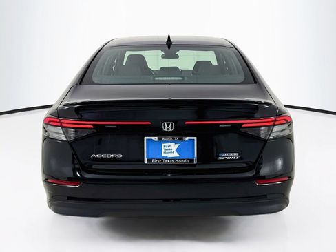Used 2023 Honda Accord Sport image 7