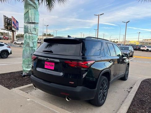 Used 2022 Chevrolet Traverse RS w/ LPO, Floor Liner Package image 19