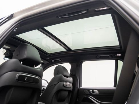 New 2026 BMW X5 xDrive50e w/ M Sport Package image 18