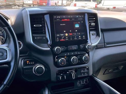 Used 2022 RAM 1500 Big Horn RWD image 6