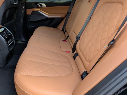 Used 2023 BMW X5 xDrive40i w/ M Sport Package AWD/4WD image 38
