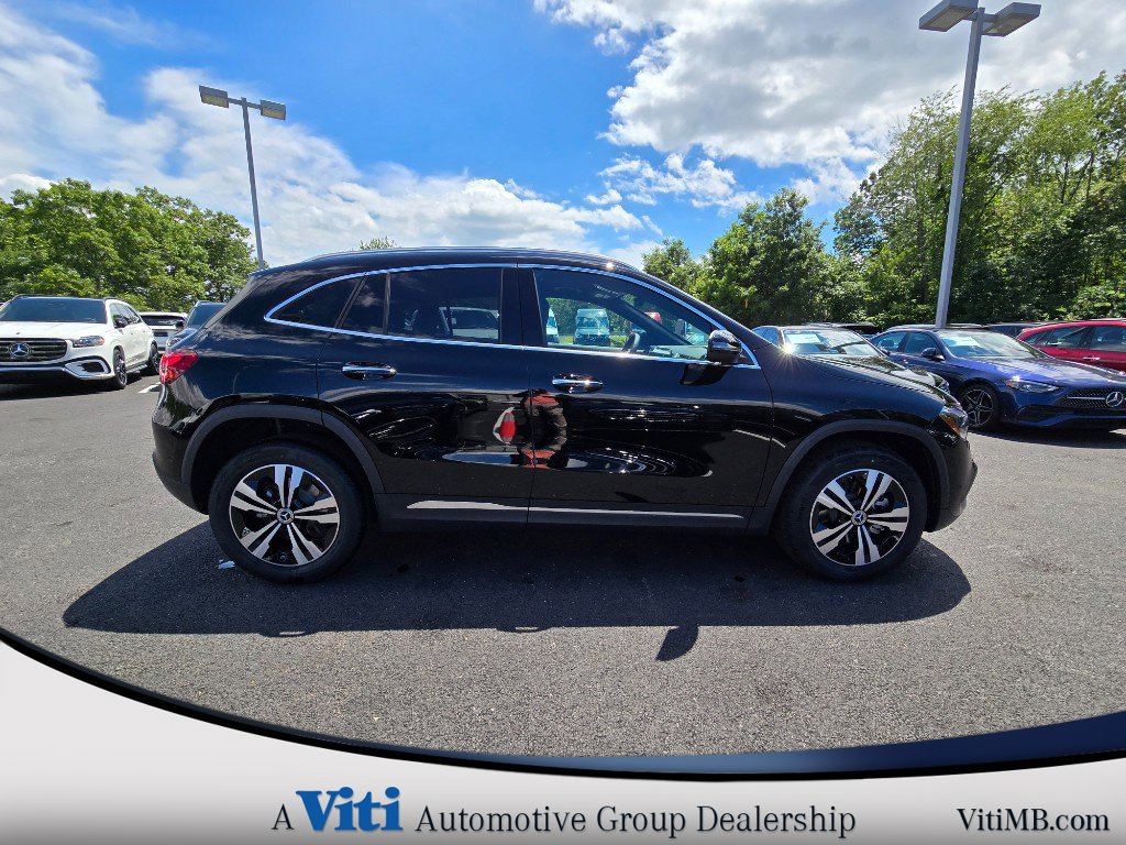 Used 2025 Mercedes-Benz GLA 250 4MATIC image 9