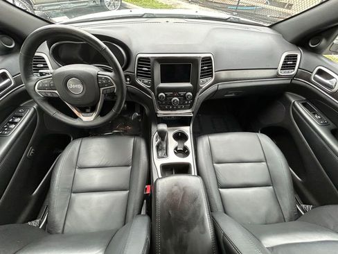 Used 2018 Jeep Grand Cherokee Limited image 10