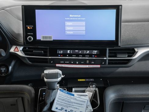 New 2026 Toyota Sienna XLE Woodland Edition AWD/4WD image 22