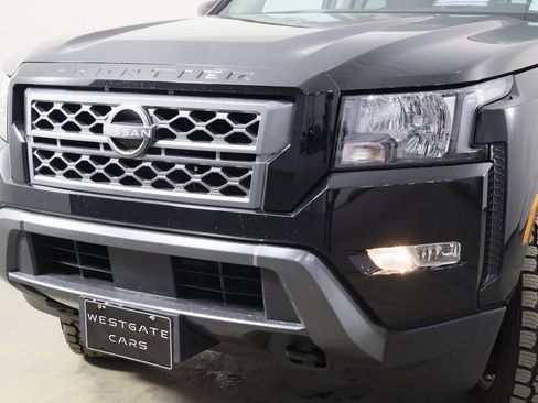 Used 2022 Nissan Frontier SV image 41