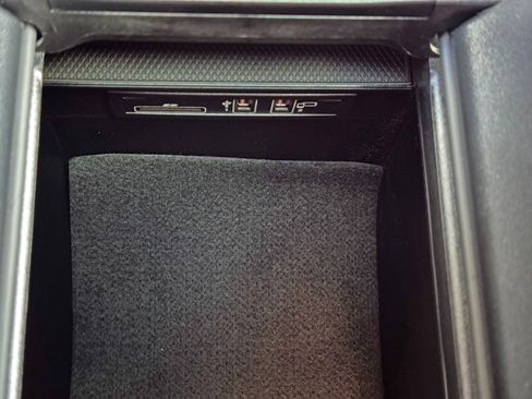 Used 2022 Mercedes-Benz G 63 AMG Squared image 40