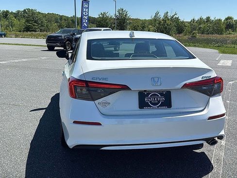 Used 2024 Honda Civic Sport image 8