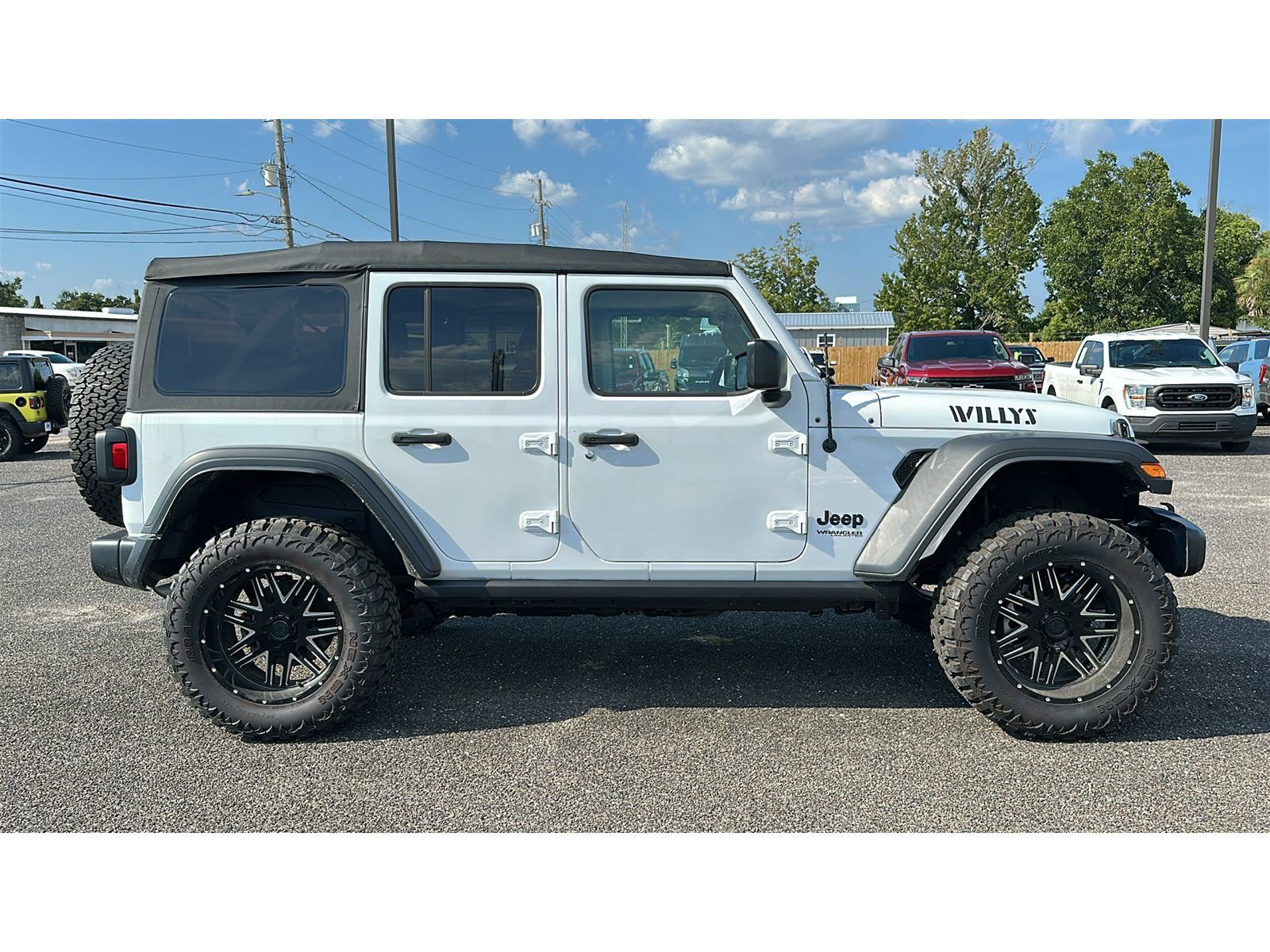 Used 2022 Jeep Wrangler Unlimited Sport AWD/4WD image 7