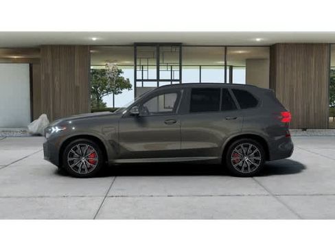 New 2026 BMW X5 xDrive50e w/ Executive Package AWD/4WD image 4