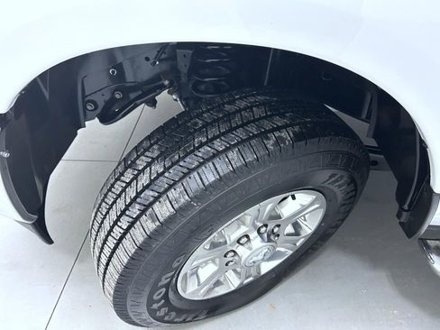 Used 2024 RAM 2500 Big Horn image 23