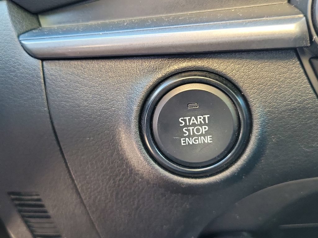 Used 2024 MAZDA MAZDA3 s FWD image 35