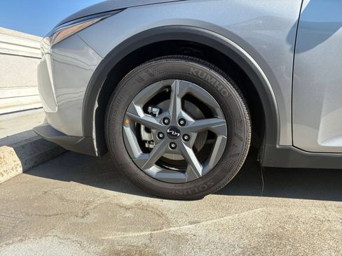 Used 2026 Kia K4 FWD image 28