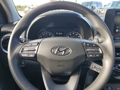 Used 2023 Hyundai Kona SE w/ Cargo Package image 19