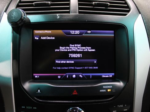 Used 2013 Ford Explorer XLT image 16