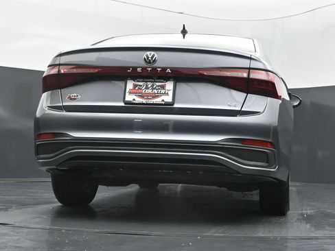Used 2026 Volkswagen Jetta SE FWD image 38
