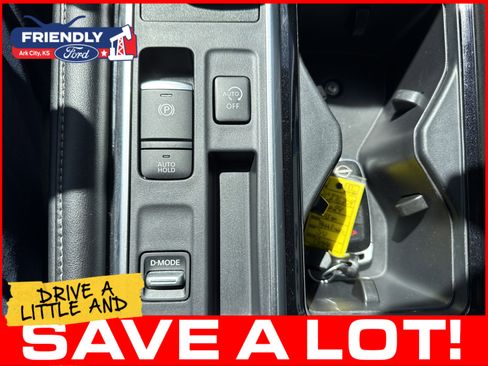 Used 2024 Nissan Pathfinder SV FWD image 33