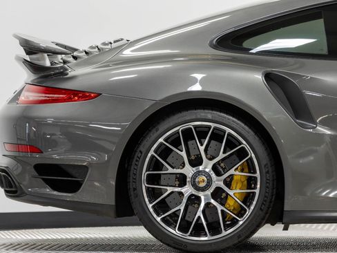 Used 2015 Porsche 911 Turbo S AWD/4WD image 19