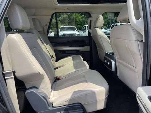 Used 2023 Ford Expedition Max Limited AWD/4WD image 18