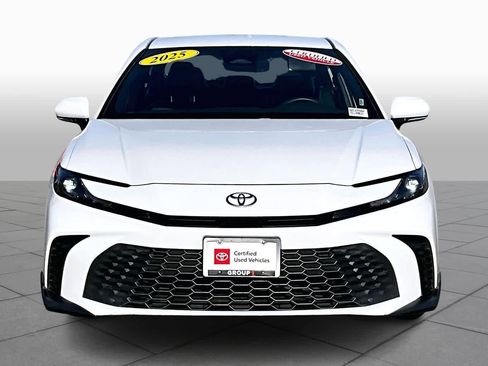 Certified 2025 Toyota Camry SE image 4