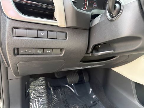 Certified 2023 Nissan Rogue SL FWD image 21