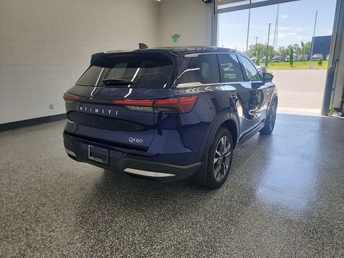 Certified 2026 INFINITI QX60 Pure w/ Cargo Package image 5