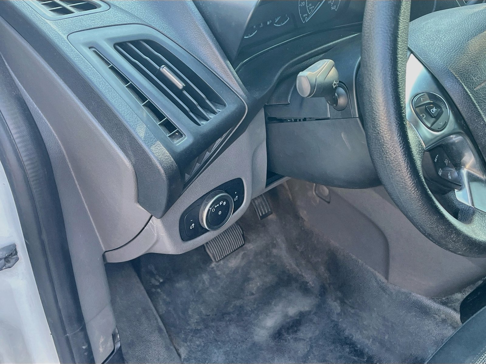 Used 2023 Ford Transit Connect XL FWD image 10