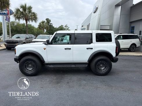 New 2025 Ford Bronco Badlands AWD/4WD image 5