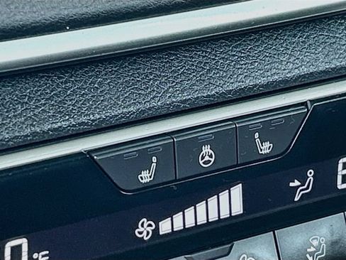 Used 2019 Nissan Altima 2.5 SV FWD image 16
