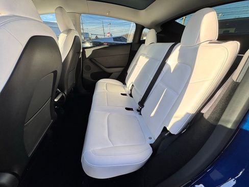 Used 2023 Tesla Model Y Long Range image 13