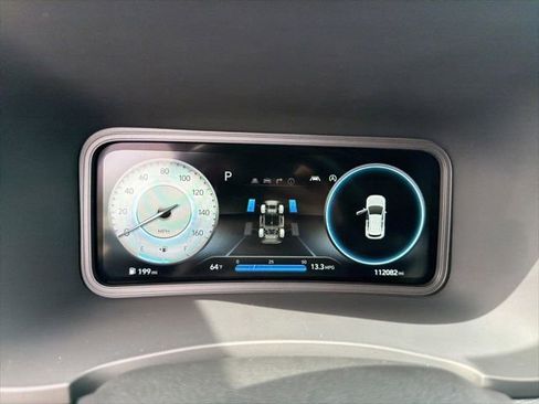 Used 2022 Hyundai Kona Limited AWD/4WD image 14