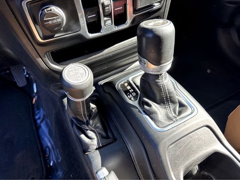 Certified 2021 Jeep Wrangler Unlimited Sahara w/ Cold Weather Group image 23