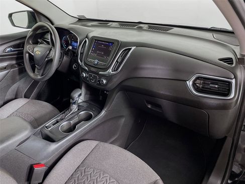 Certified 2024 Chevrolet Equinox LT image 30