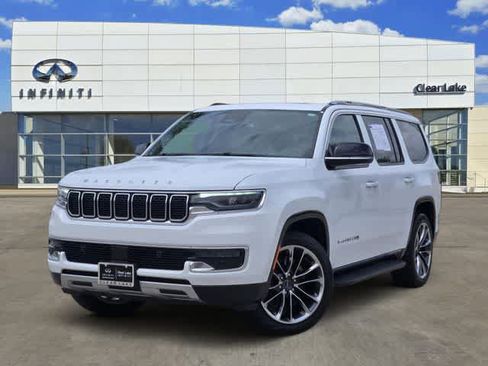 Used 2024 Jeep Wagoneer Series II w/ Premium Group I RWD image 1