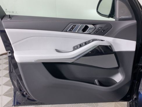 New 2026 BMW X5 sDrive40i w/ M Sport Package image 10