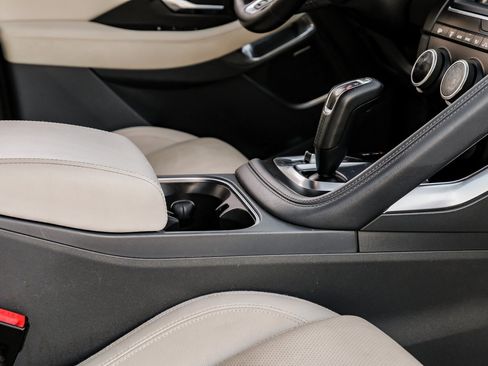 Used 2019 Jaguar E-PACE S image 26