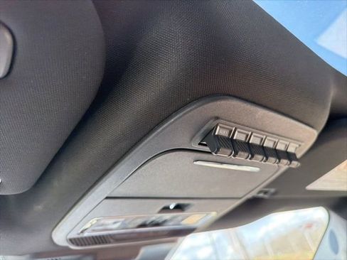 Used 2024 Ford F450 Platinum w/ FX4 Off-Road Package image 29