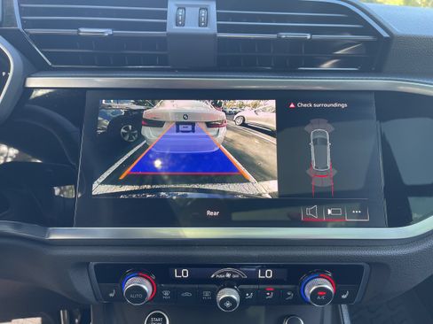 Certified 2025 Audi Q3 2.0T Premium AWD/4WD image 14